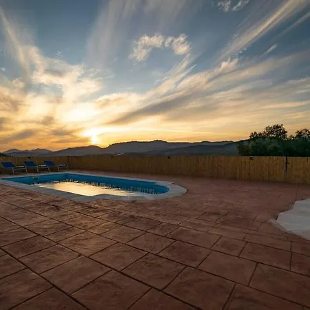 Mis Ninas Villa